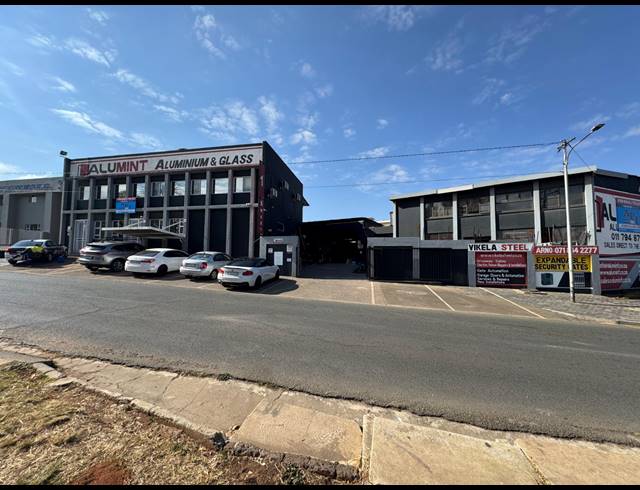 970M² WAREHOUSE FOR SALE IN HORISON
